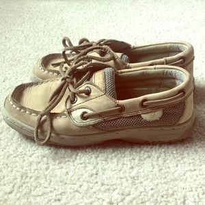 Good condition boys sperry boat shoes